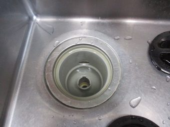 埼玉県鴻巣市吹上富士見・修繕修理工事・店舗排水不具合